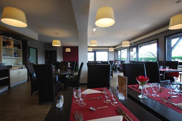 Hotel Inn Design Poitiers Sud Exterior photo